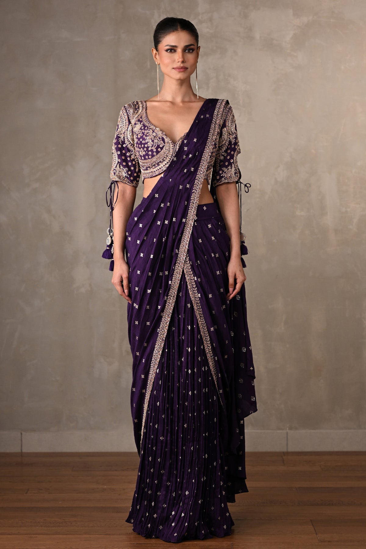 Zariya Purple Embroidered Drape Saree