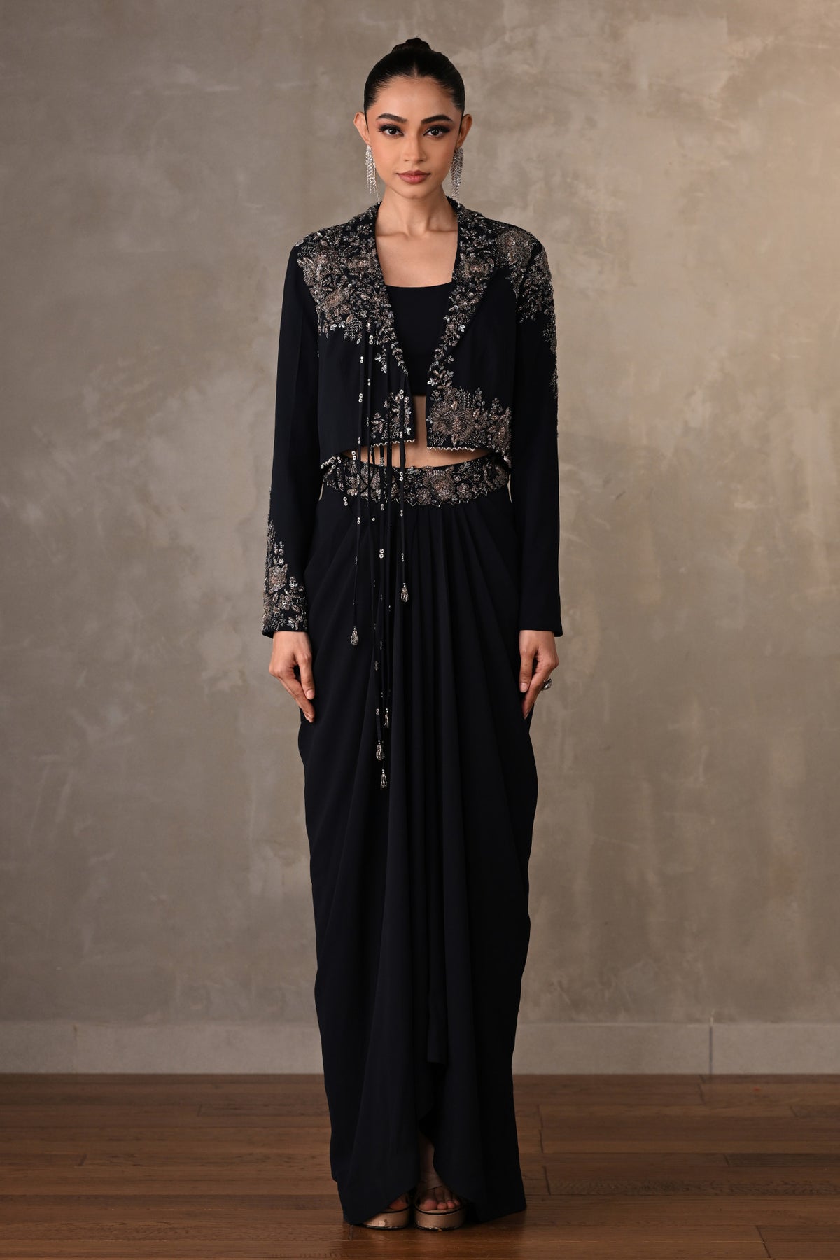 Blue Embroidered Georgette Drape Set With Jacket