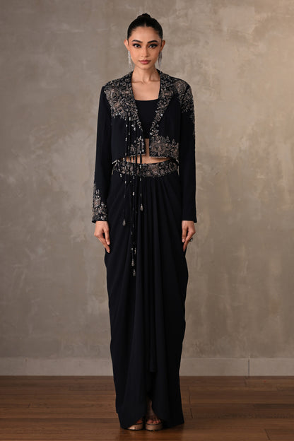 Blue Embroidered Georgette Drape Set With Jacket