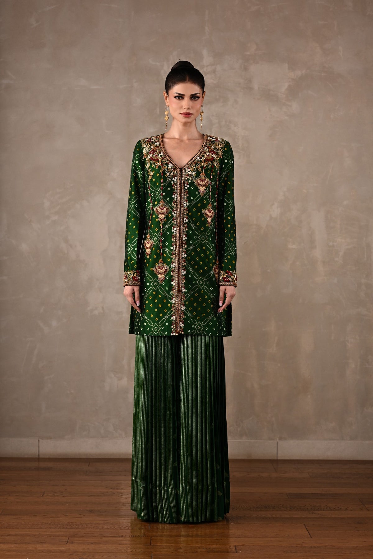 Bandhani Embroidered Top & Pleated Pants Set