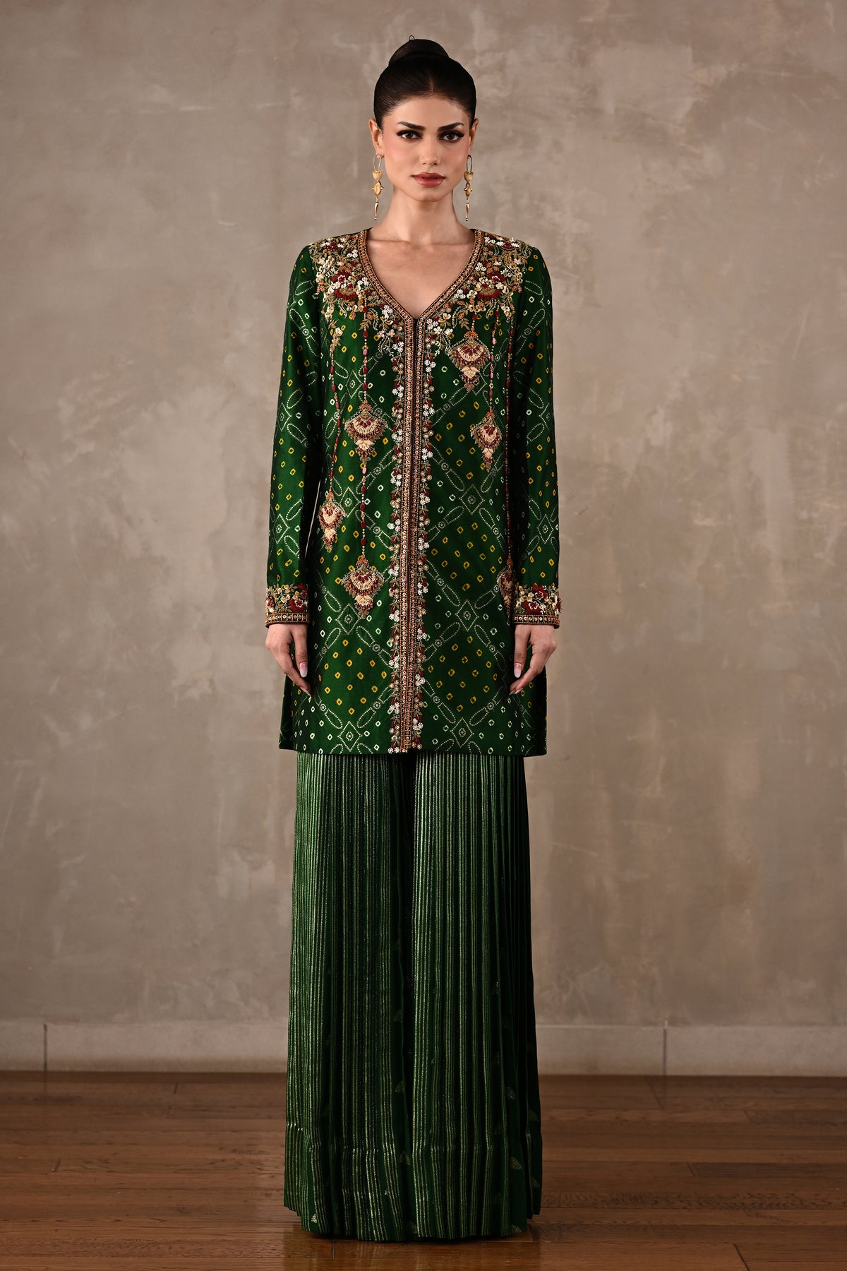 Bandhani Embroidered Top & Pleated Pants Set