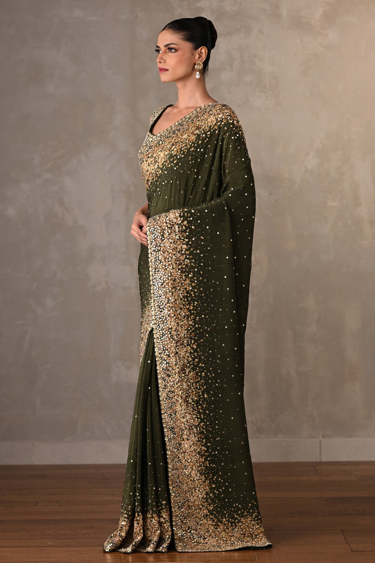 Mehndi Stardust Saree Set