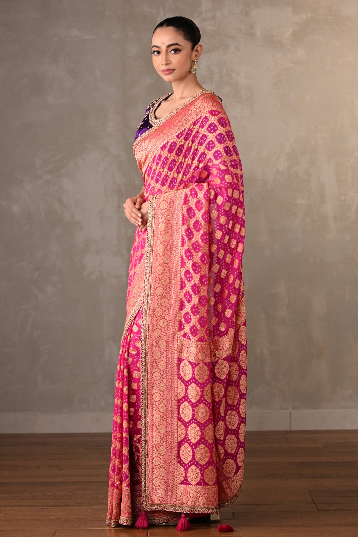 Royal Bandhej Elegance Saree Set