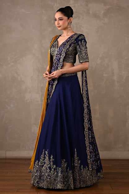 Dual Drape Bandhani Lehenga Set