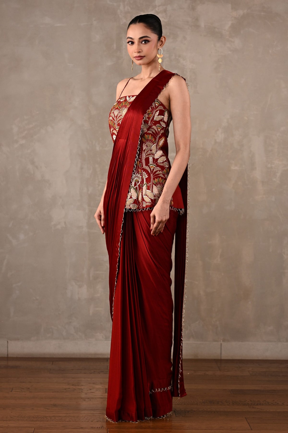 Floral Thread Embroidered Drape Saree Set