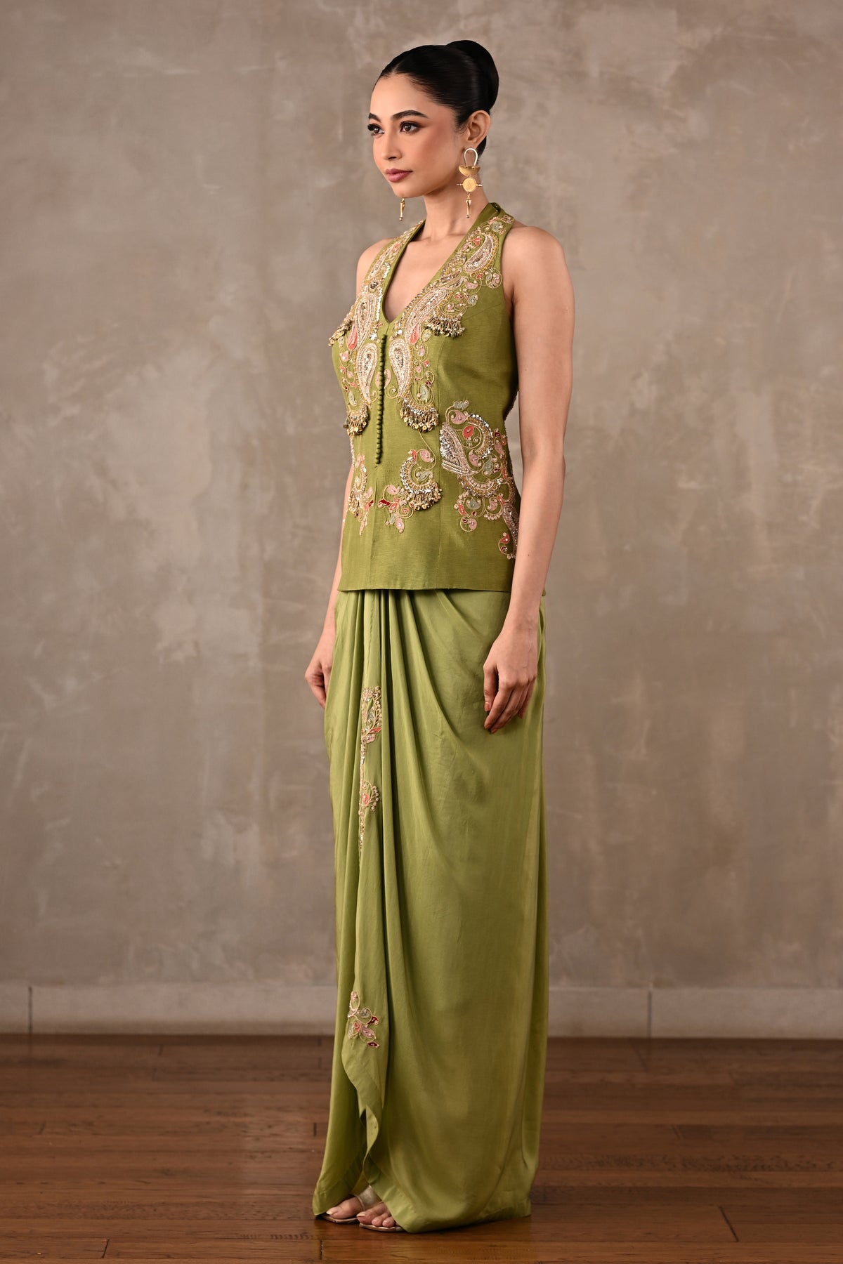 Paisley Embroidered Drape Skirt Set