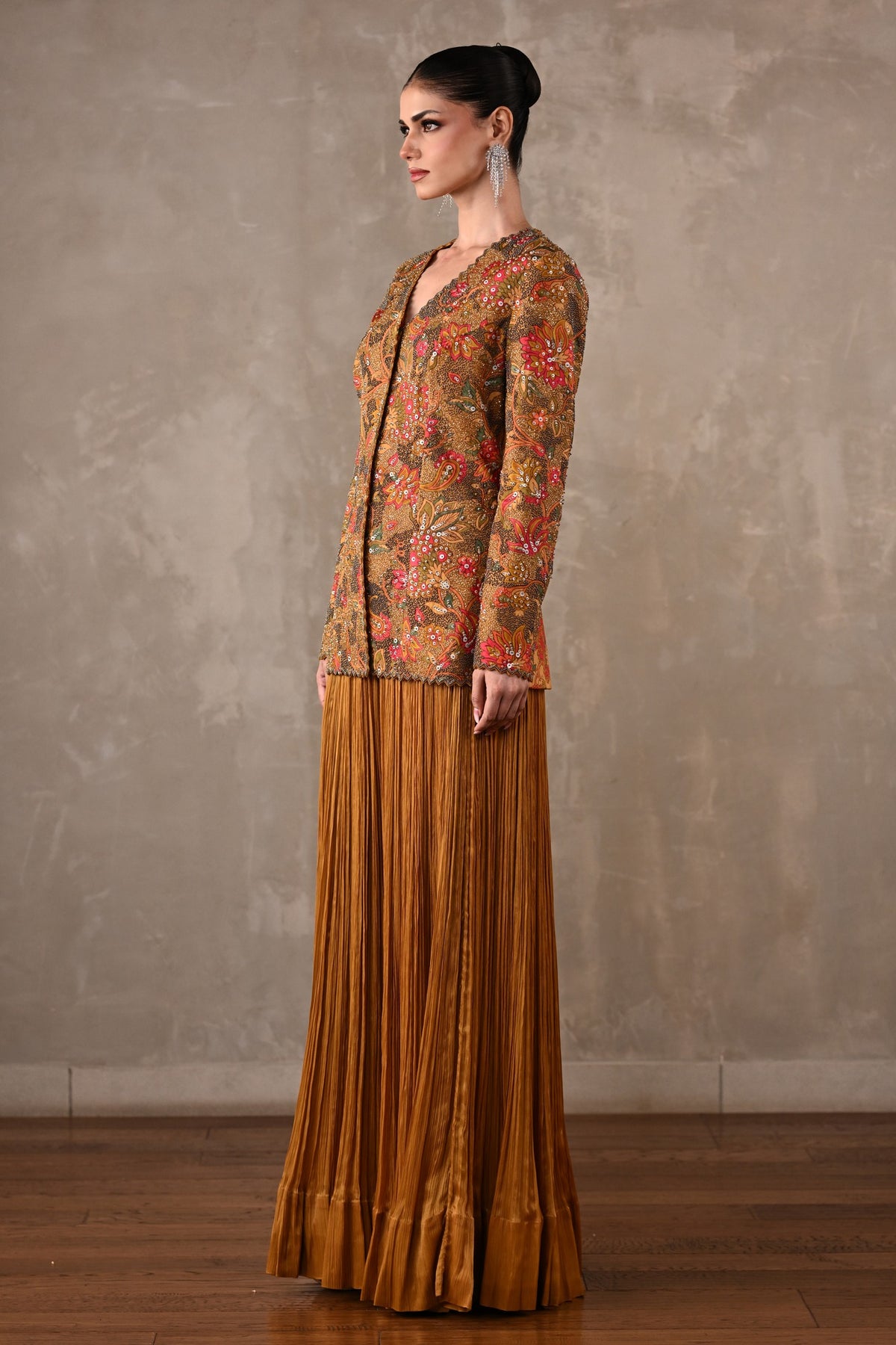 Embellished Floral Jacket & Pleated Palazzo Set