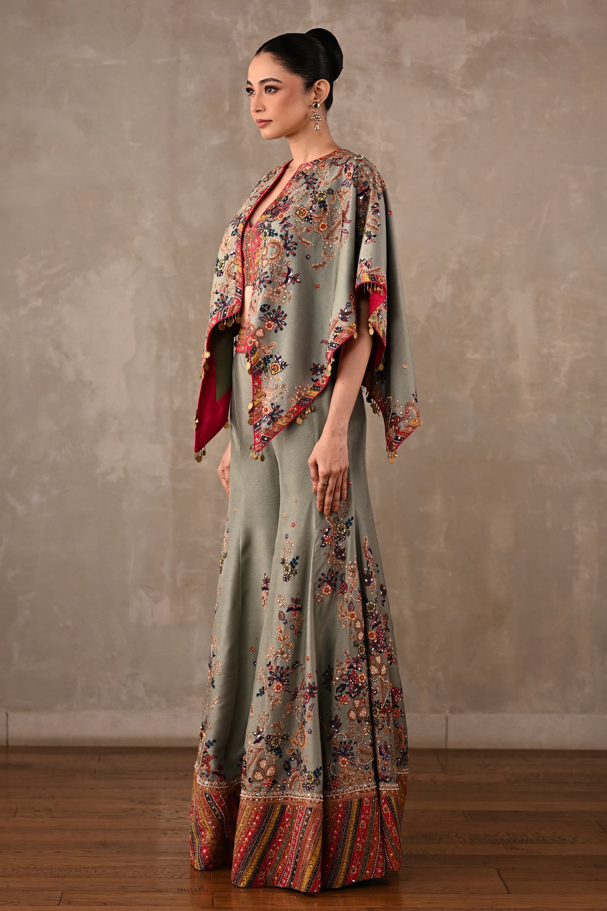Asymmetric Cape Co-ord Set