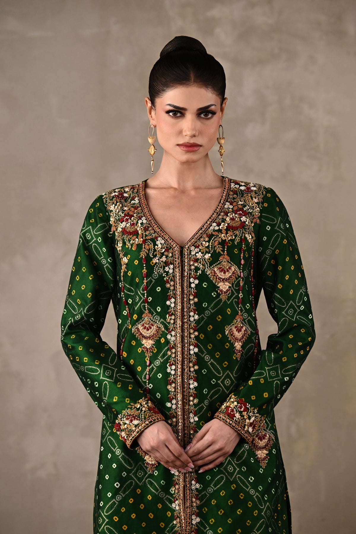 Bandhani Embroidered Top & Pleated Pants Set