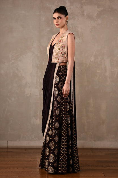 Pre-Draped Banarasi Saree Set