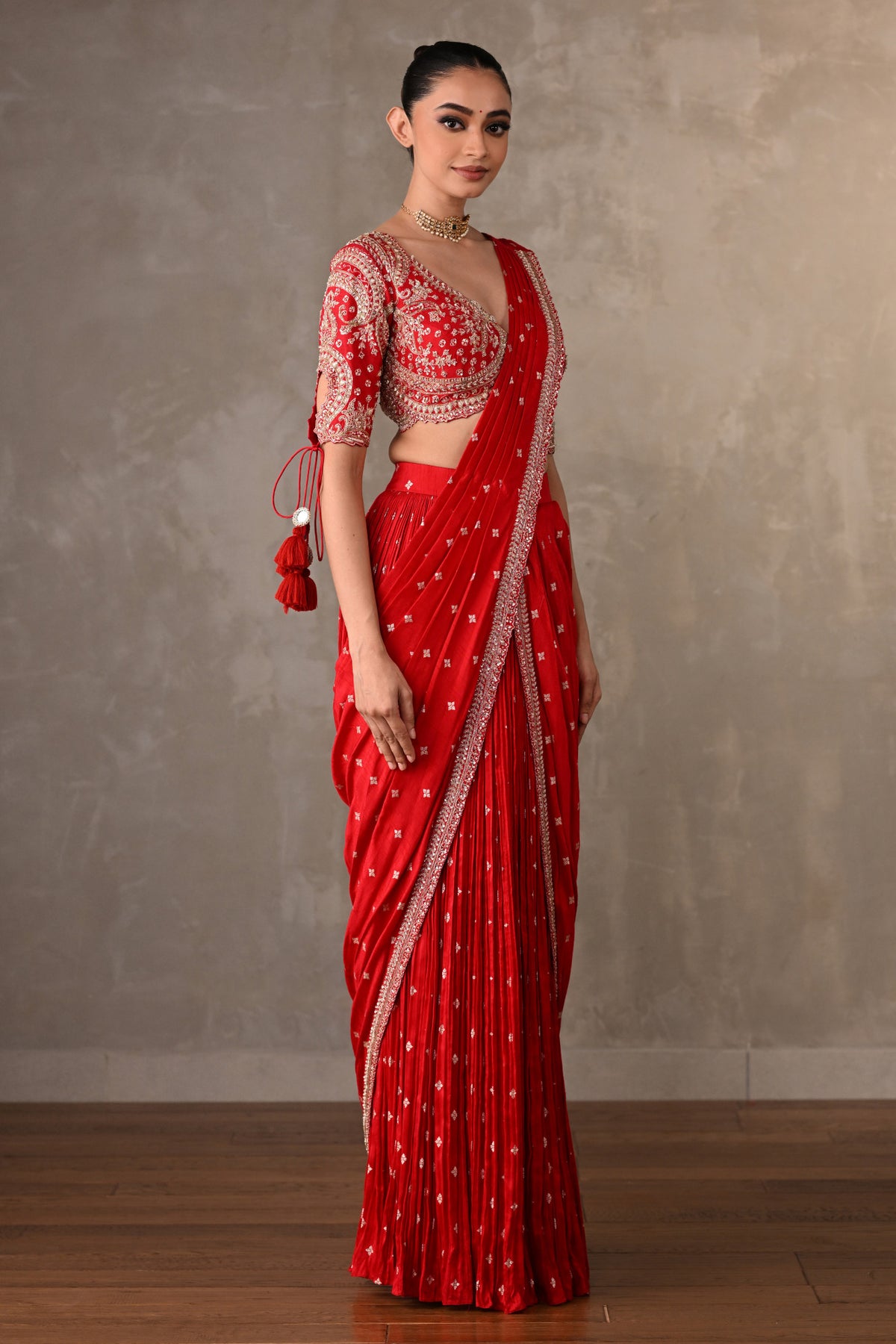Zariya Red Embroidered Drape Saree