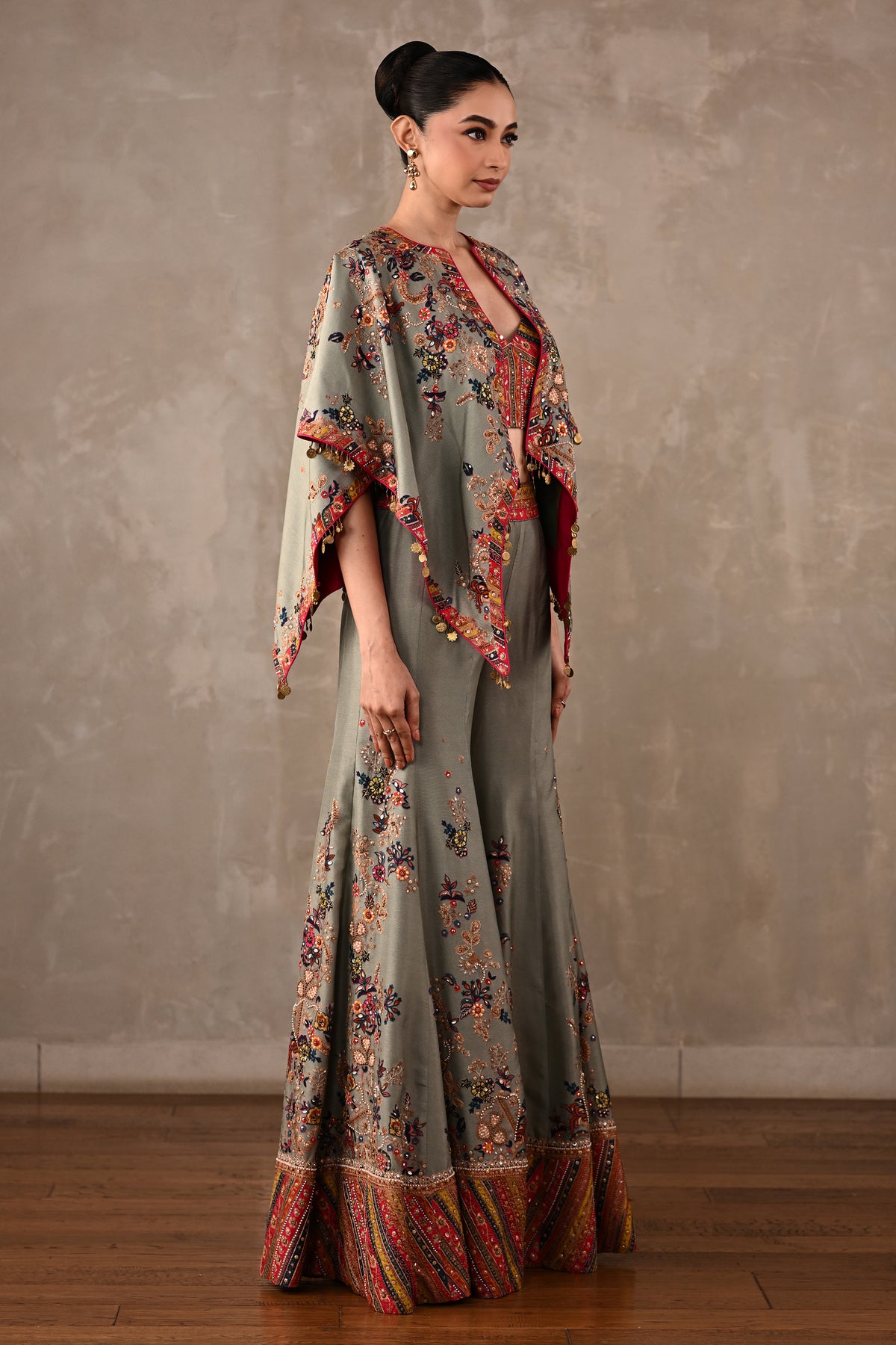 Asymmetric Cape Co-ord Set