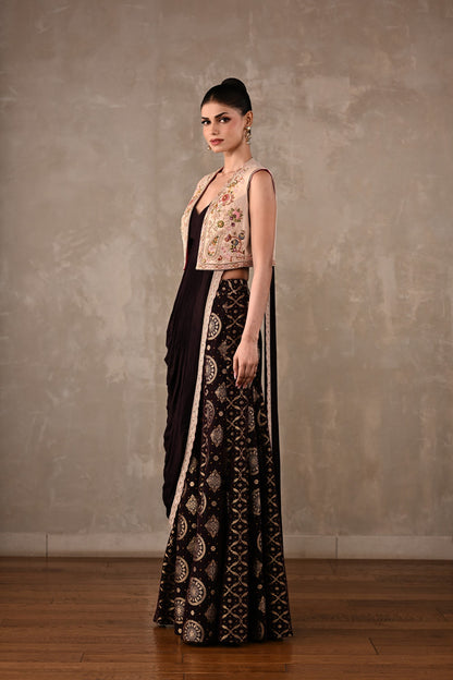 Pre-Draped Banarasi Saree Set