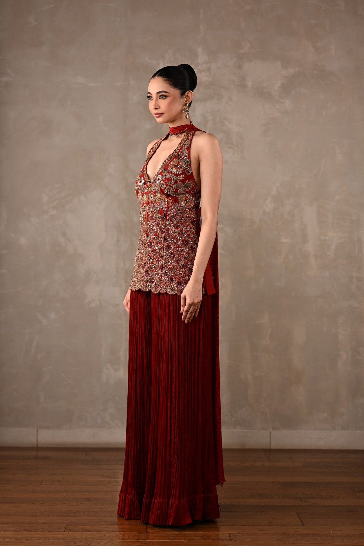 Halter Top with Pleated Pants & Choker Dupatta Set