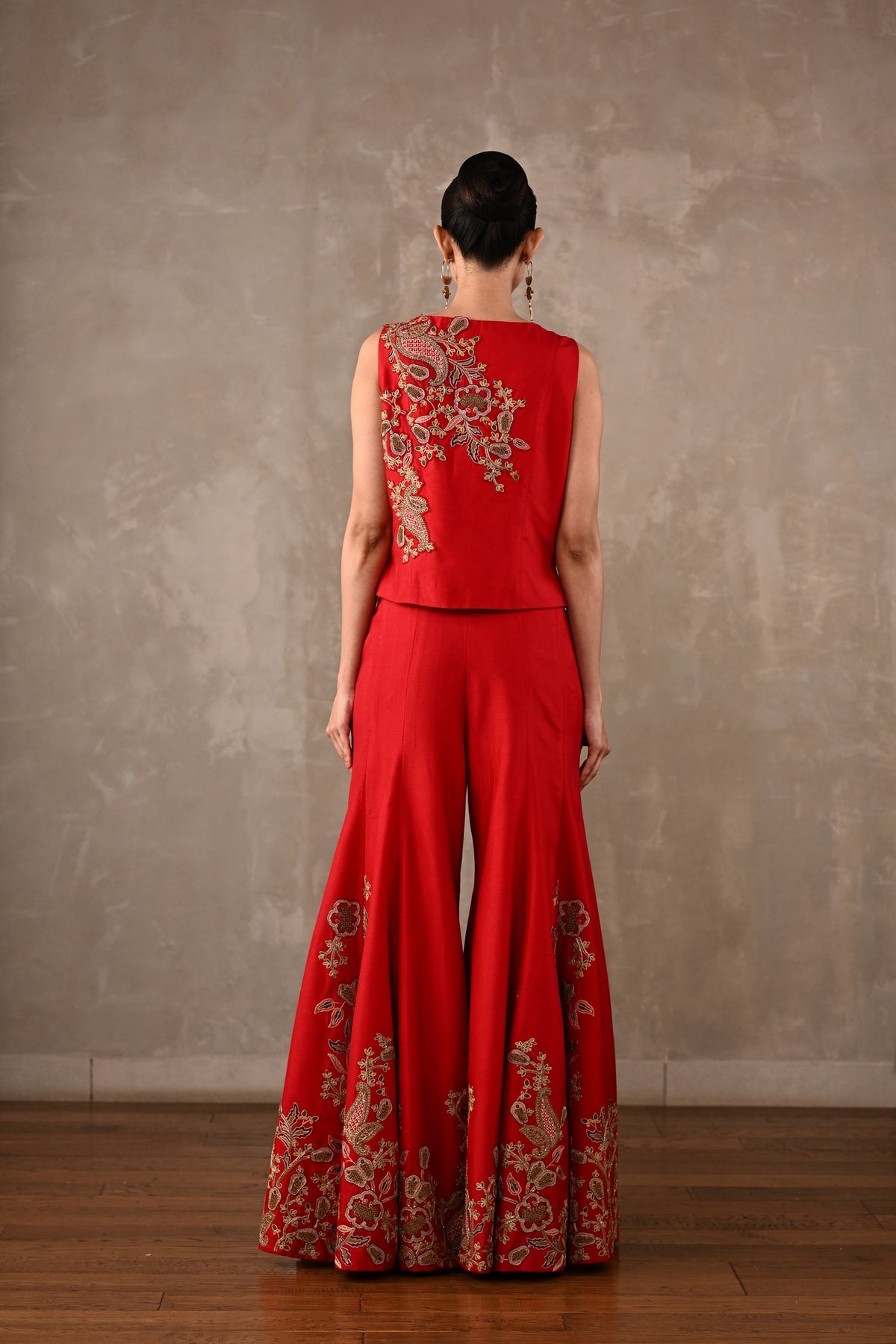 Thread Embroidered Waistcoat Co-ord Set