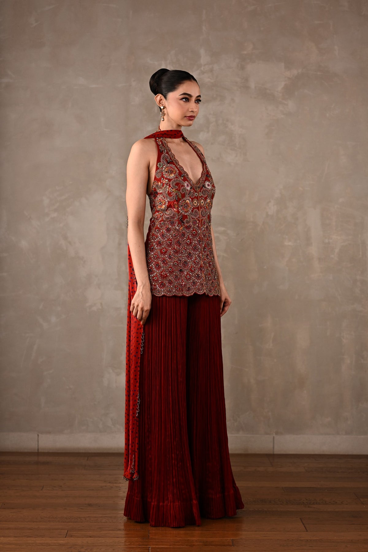 Halter Top with Pleated Pants & Choker Dupatta Set