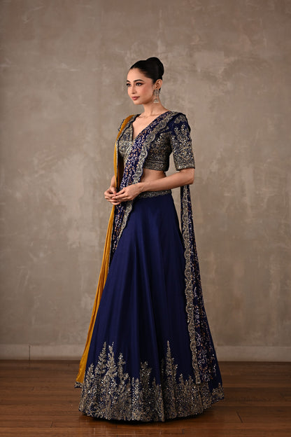 Dual Drape Bandhani Lehenga Set