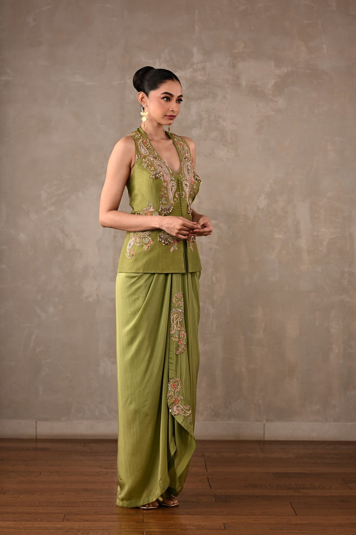 Paisley Embroidered Drape Skirt Set