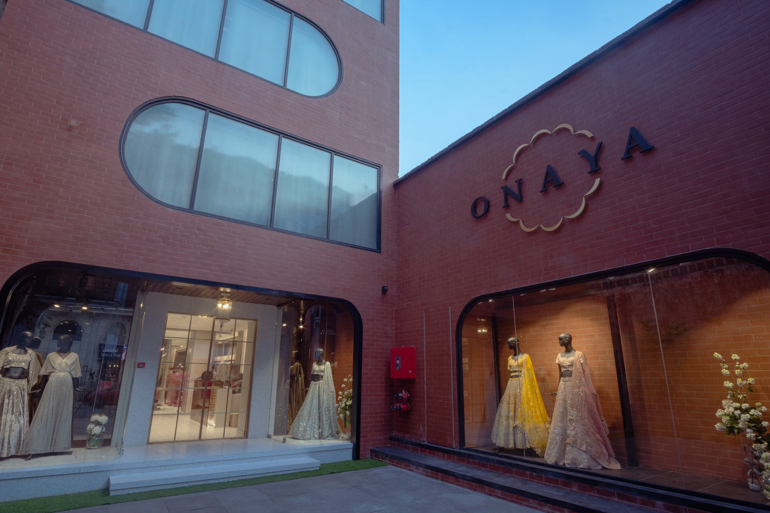 YOUR JOURNEY TO BESPOKE LUXURY